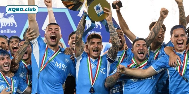 Derby thành Milan và cuộc cạnh tranh giữa các huyền thoại